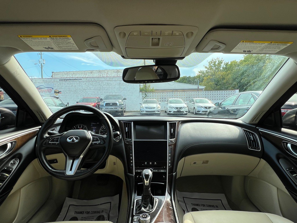 2018 INFINITI Q50 Image 16