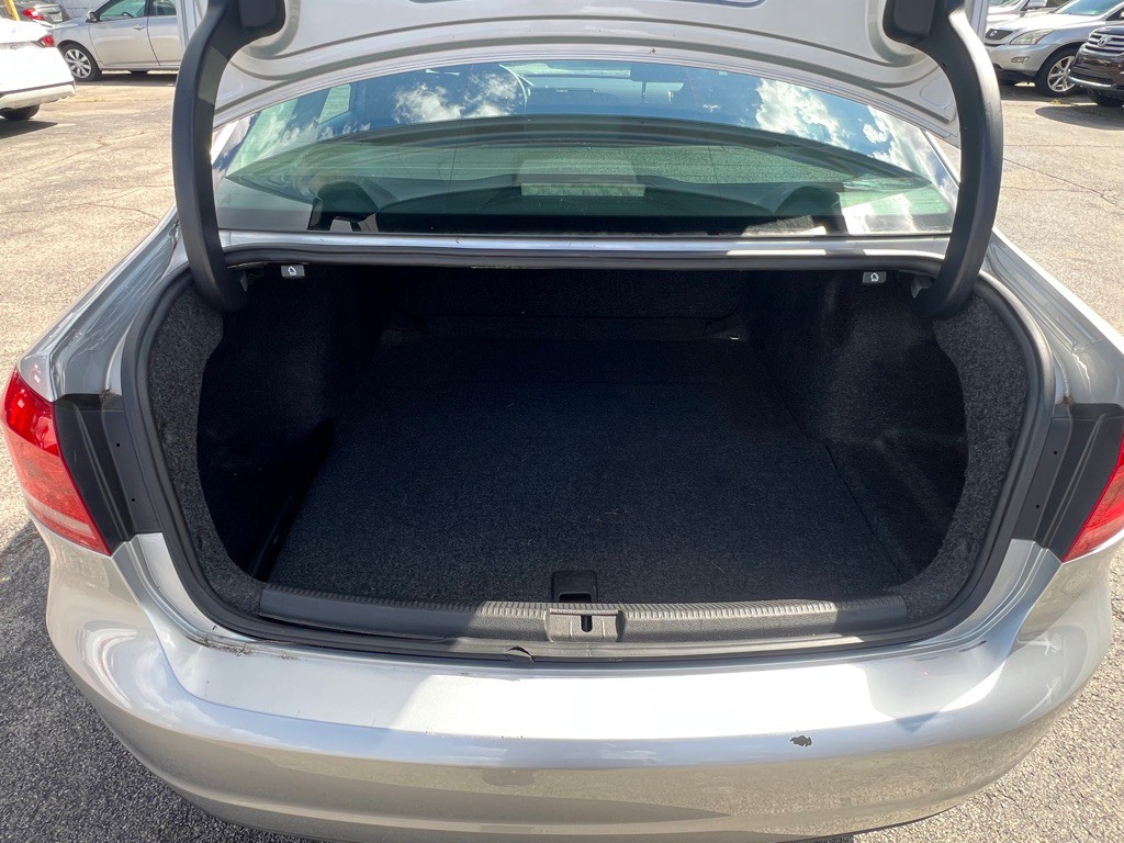 2014 Volkswagen Passat Image 19