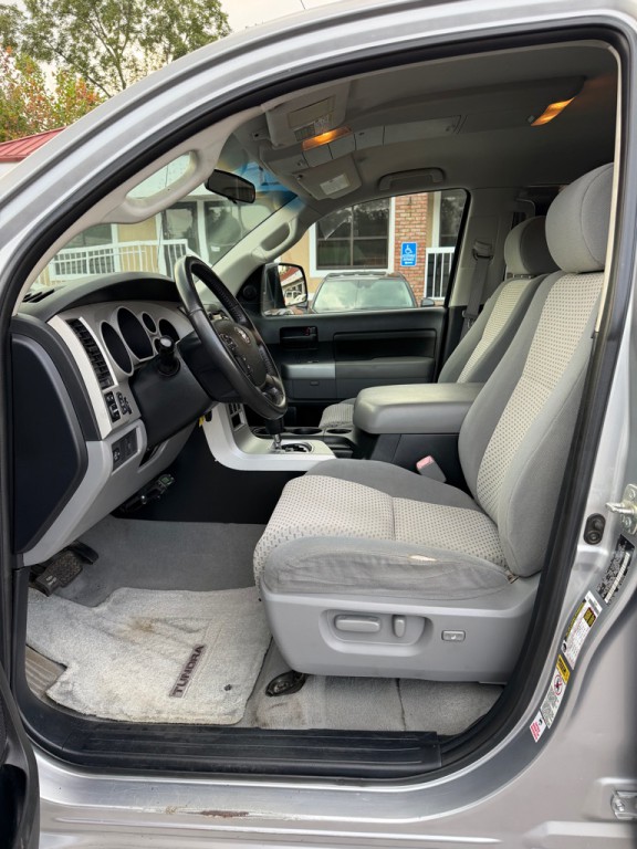 2008 Toyota Tundra Image 10