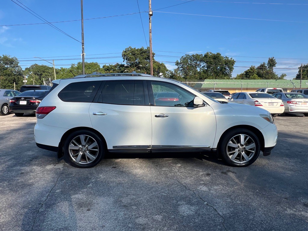 2013 Nissan Pathfinder Image 6