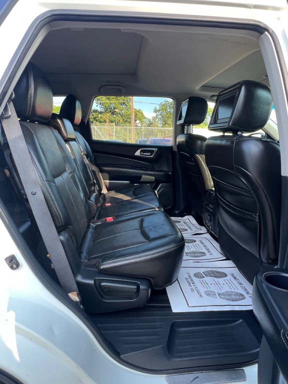 2013 Nissan Pathfinder Image 11