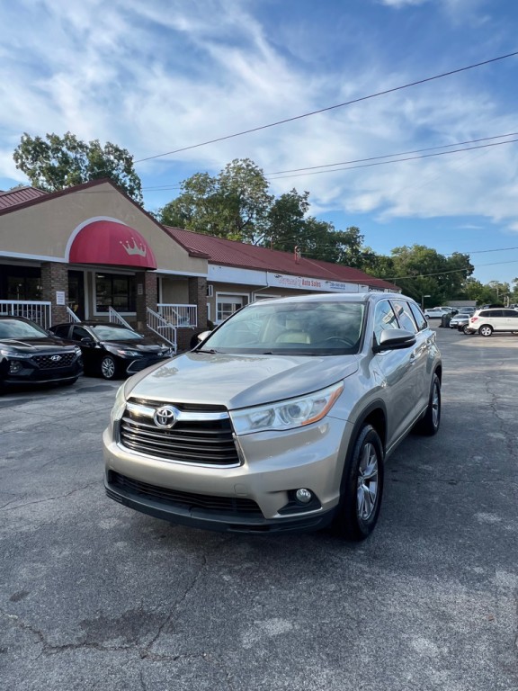 2014 Toyota Highlander Image 2