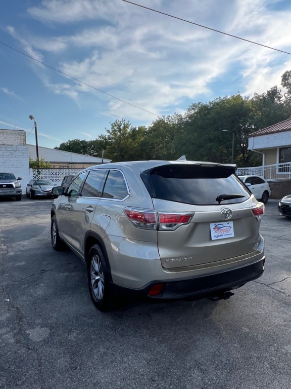 2014 Toyota Highlander Image 4