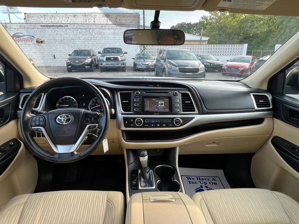 2014 Toyota Highlander Image 17