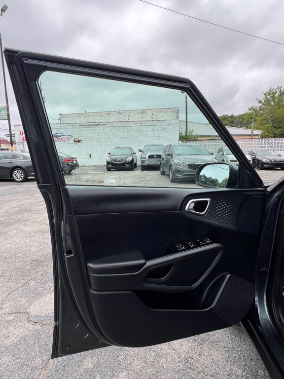 2021 Kia Soul Image 9