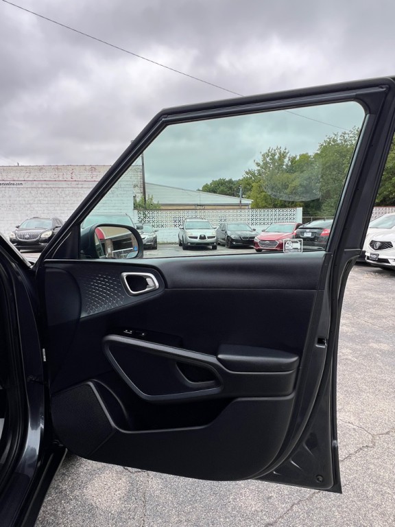 2021 Kia Soul Image 13