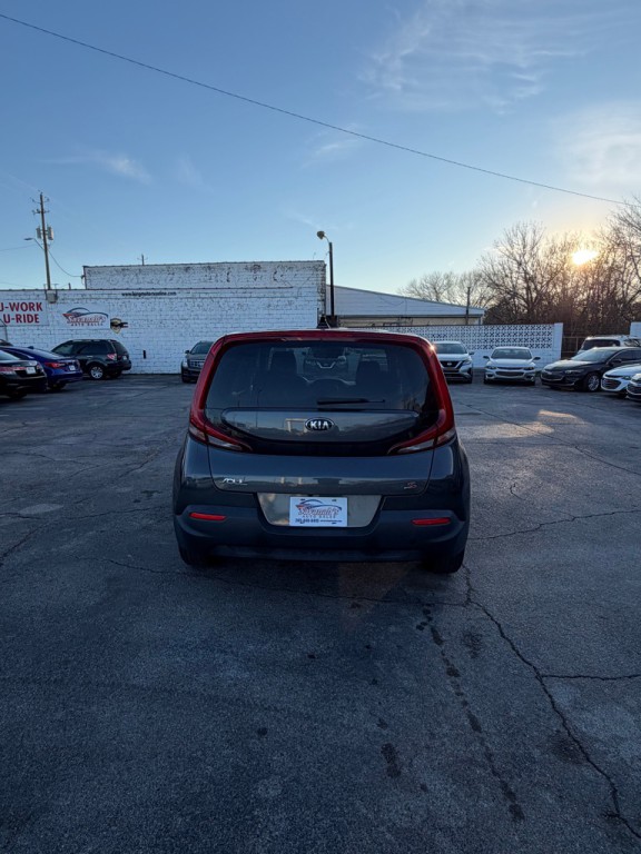 2021 Kia Soul Image 4