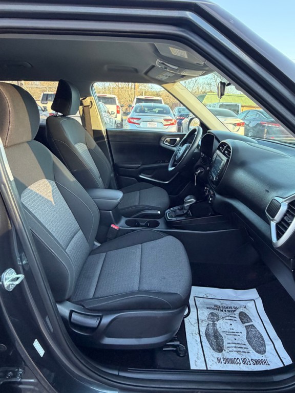2021 Kia Soul Image 13