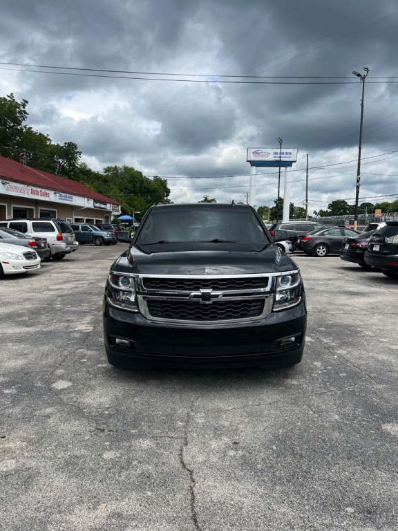 2018 Chevrolet Suburban Image 1