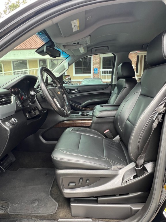 2018 Chevrolet Suburban Image 10