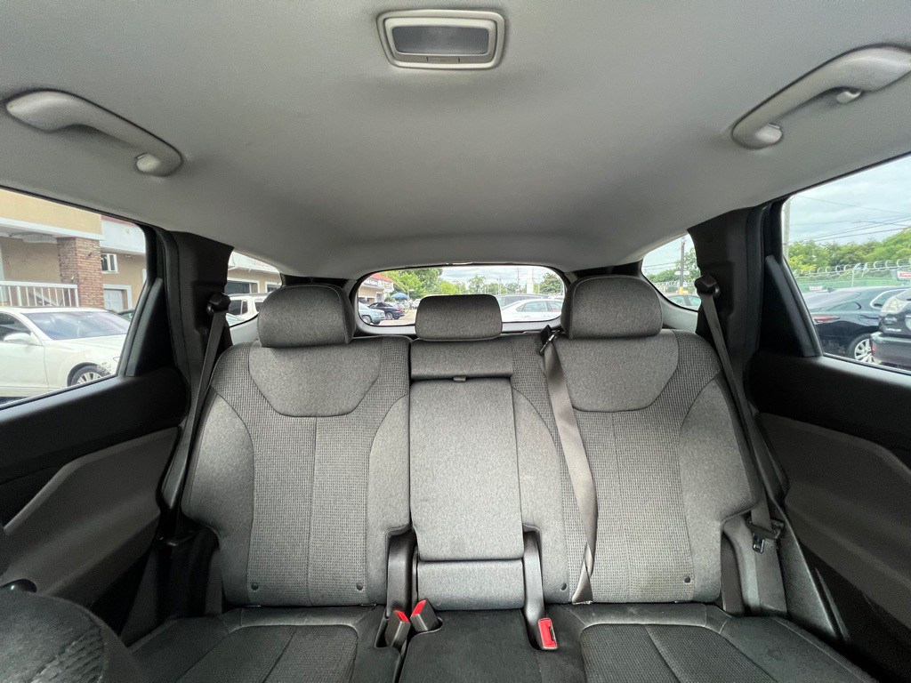 2019 Hyundai Santa Fe Image 18