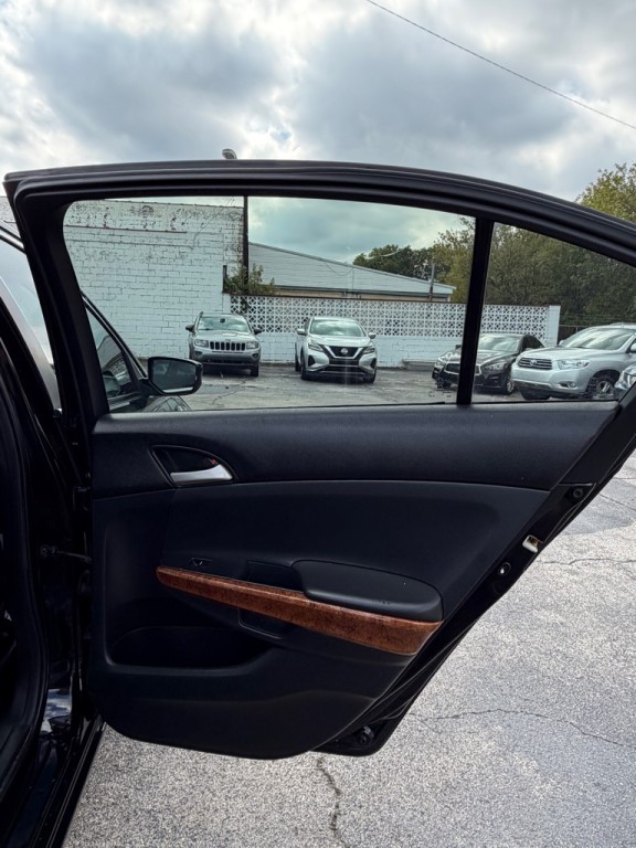 2012 Honda Accord Image 13