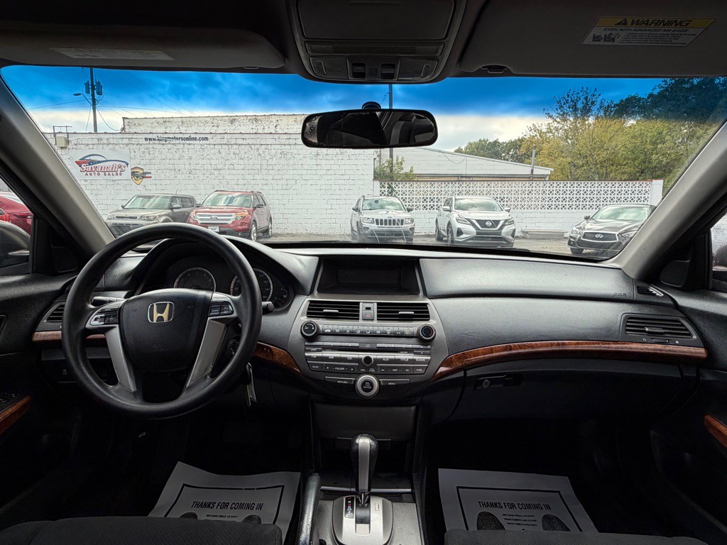 2012 Honda Accord Image 17