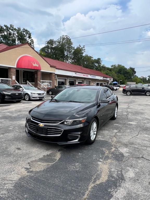 2018 Chevrolet Malibu Image 2