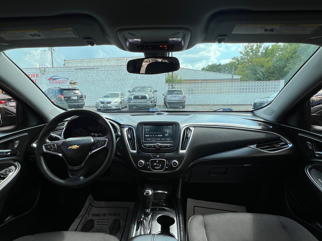 2018 Chevrolet Malibu Image 15