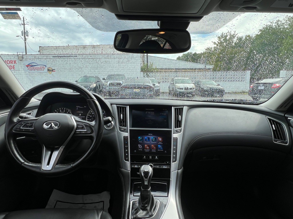 2020 INFINITI Q50 Image 17