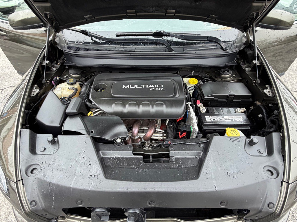 2015 Jeep Cherokee Image 19