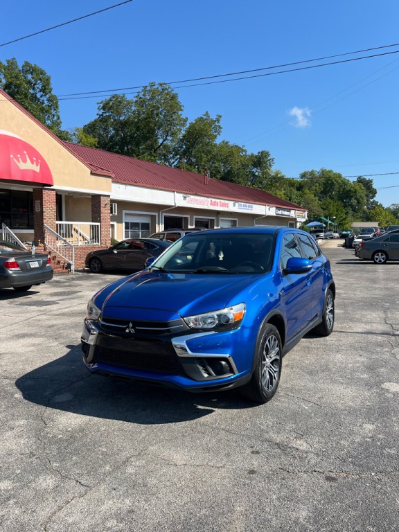 2019 Mitsubishi Outlander Image 2