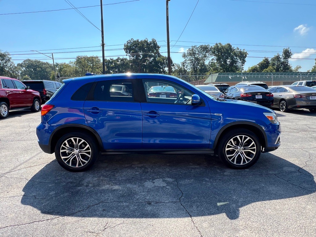 2019 Mitsubishi Outlander Image 7