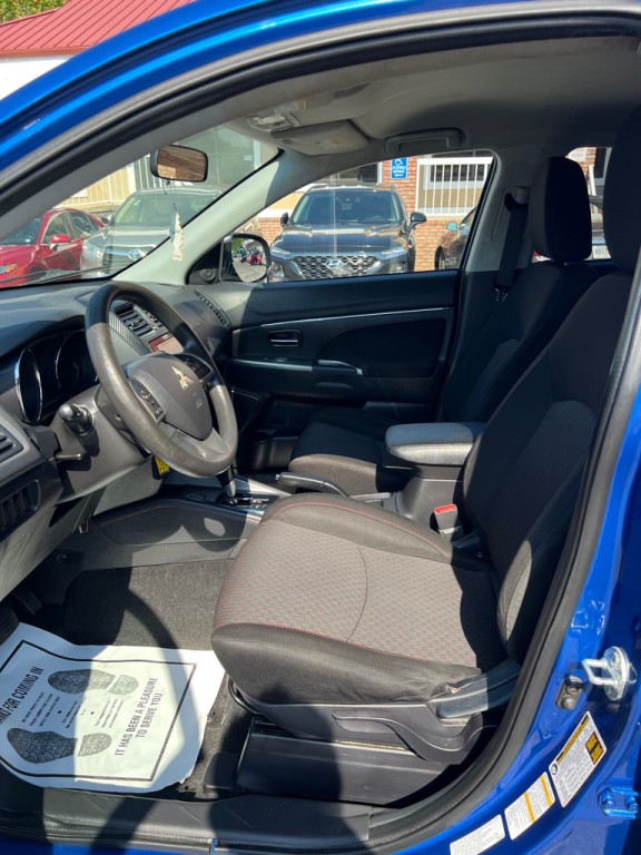 2019 Mitsubishi Outlander Image 10