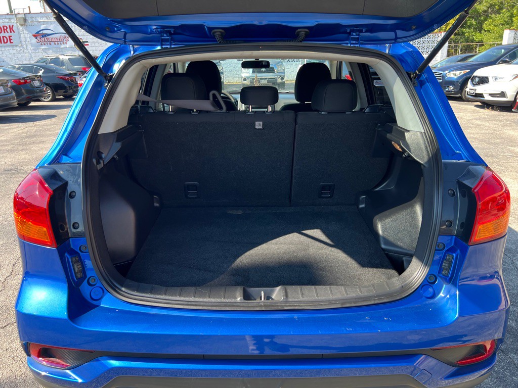 2019 Mitsubishi Outlander Image 18