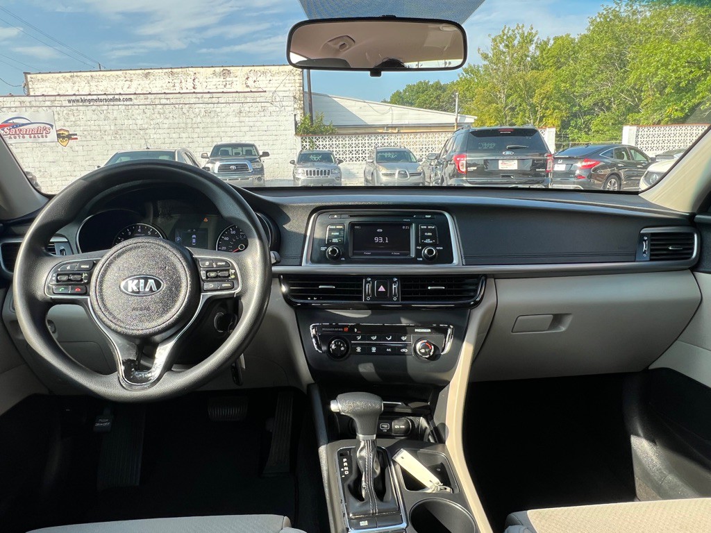 2017 Kia Optima Image 16