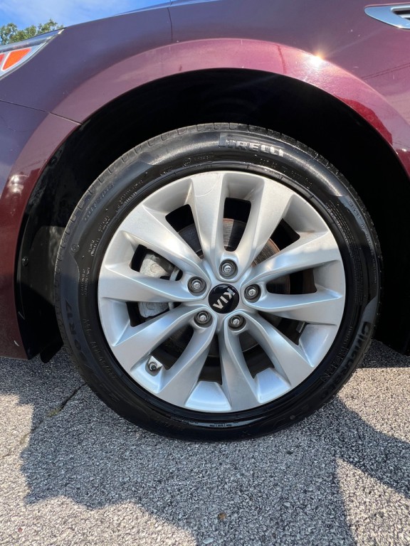 2017 Kia Optima Image 19