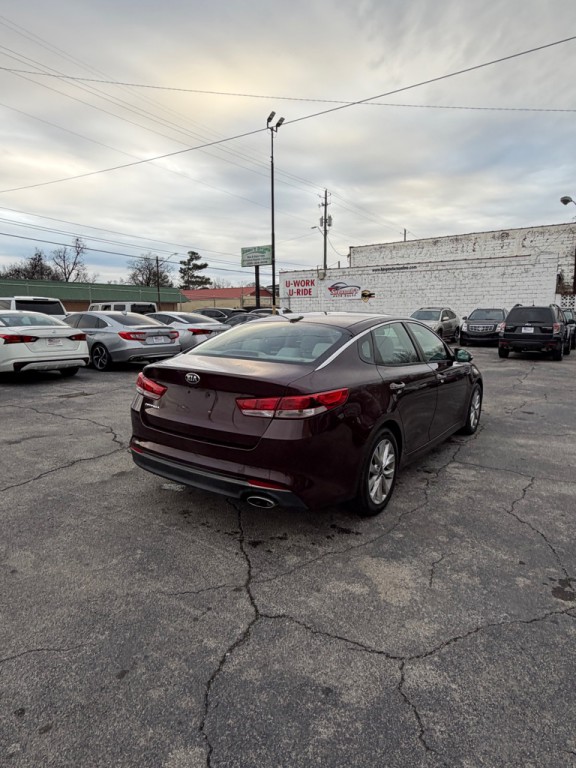 2017 Kia Optima Image 5