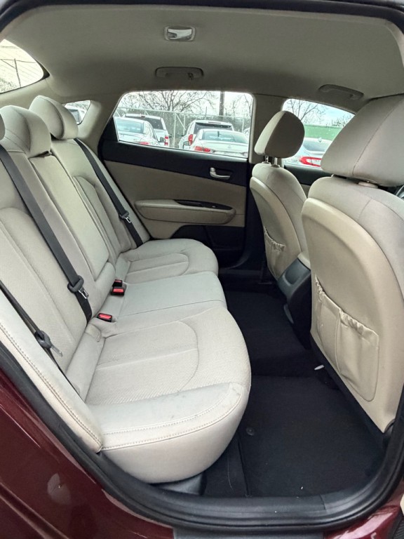 2017 Kia Optima Image 11