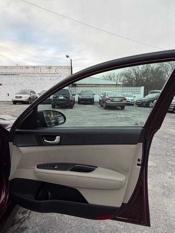 2017 Kia Optima Image 12