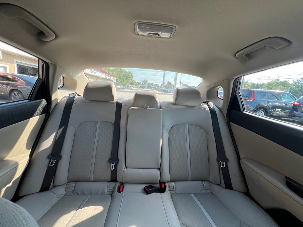 2017 Kia Optima Image 14
