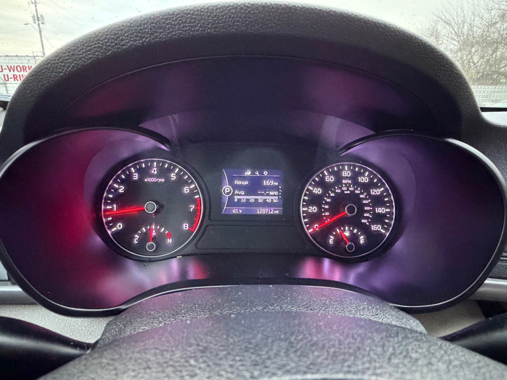 2017 Kia Optima Image 16