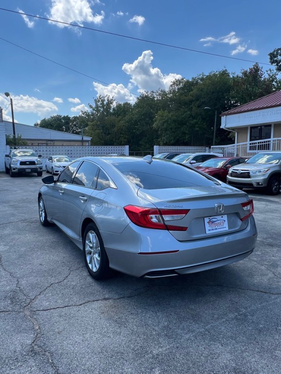 2019 Honda Accord Image 4
