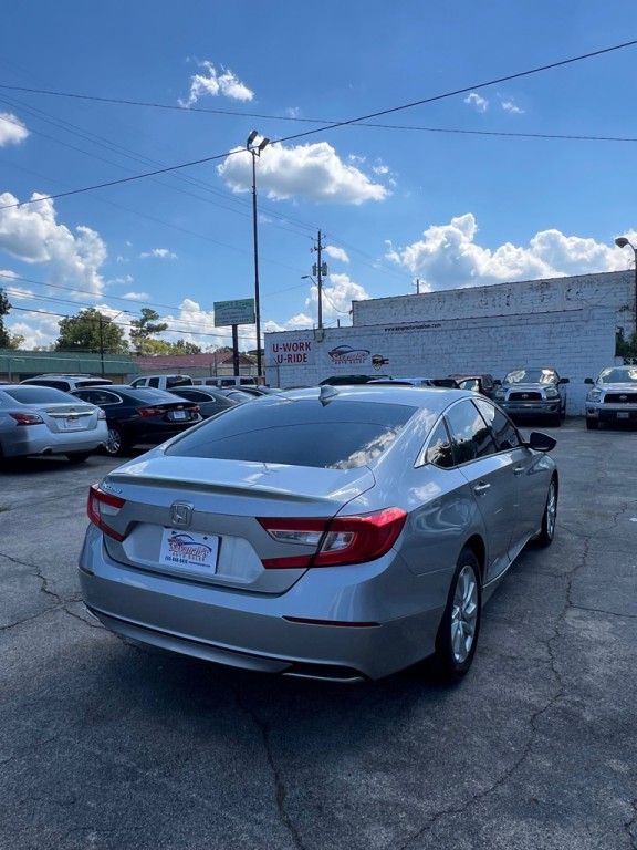 2019 Honda Accord Image 6