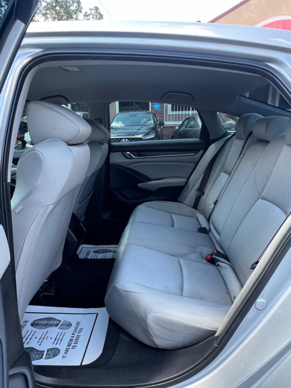 2019 Honda Accord Image 14