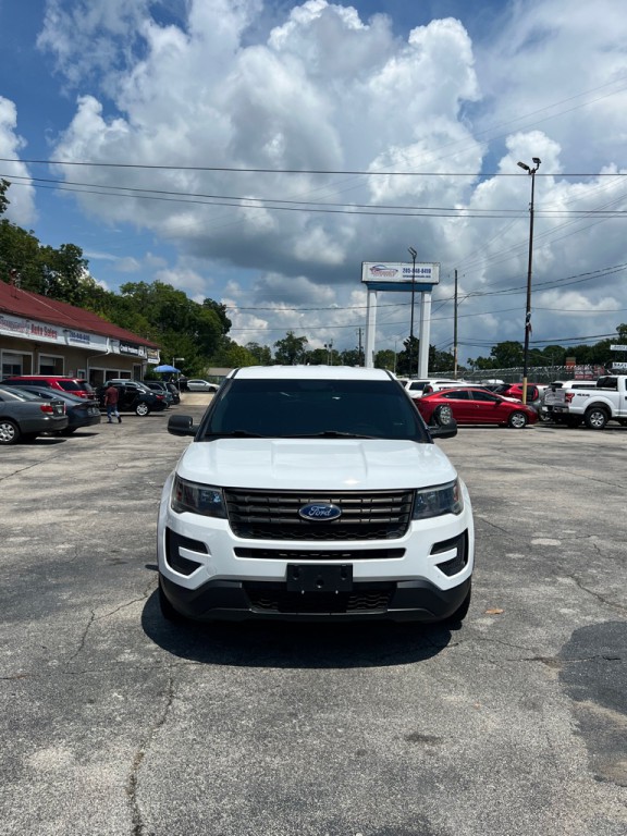 2017 Ford Explorer Image 1