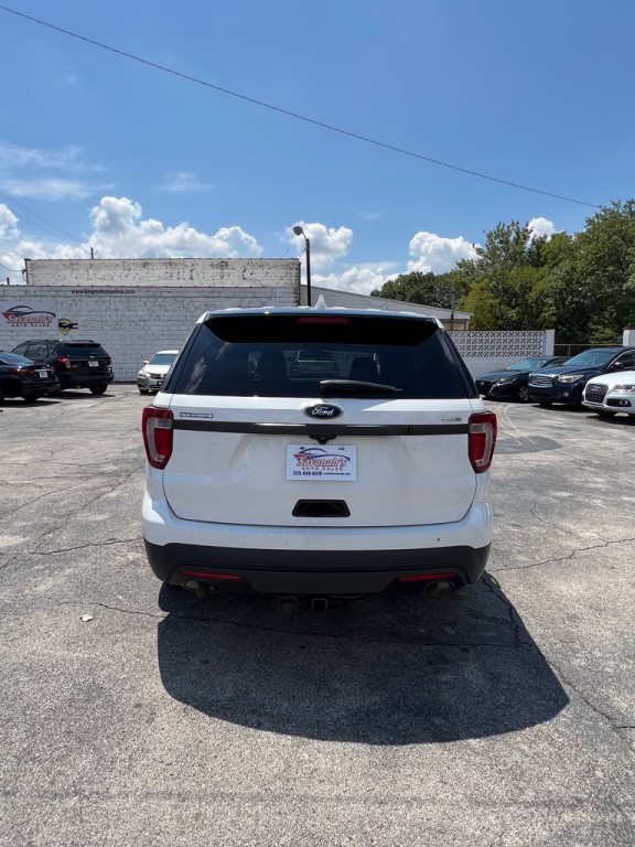 2017 Ford Explorer Image 5