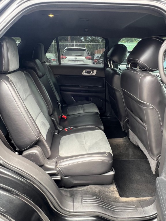 2015 Ford Explorer Image 12