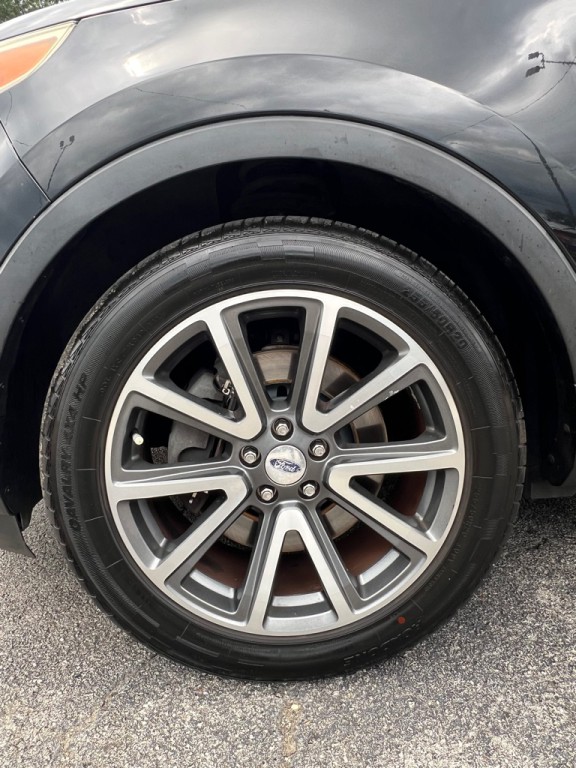 2015 Ford Explorer Image 19