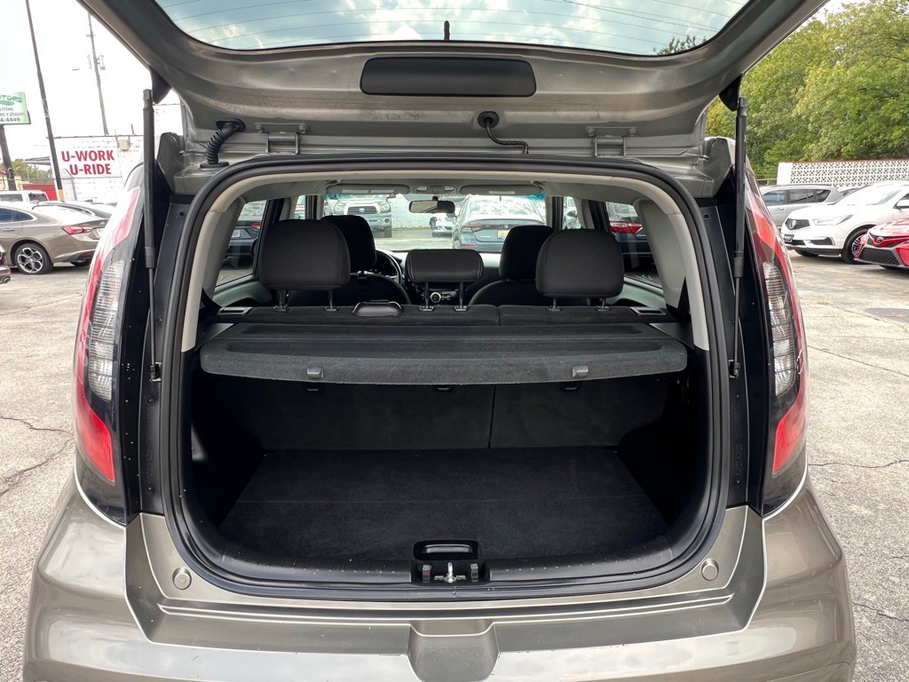 2018 Kia Soul Image 19