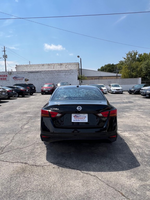 2019 Nissan Altima Image 5