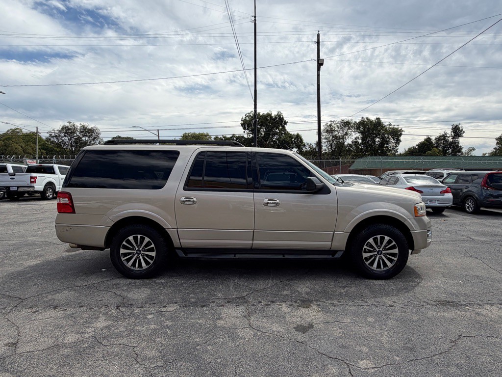 2017 Ford Expedition Image 7