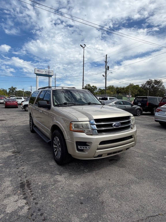 2017 Ford Expedition Image 8