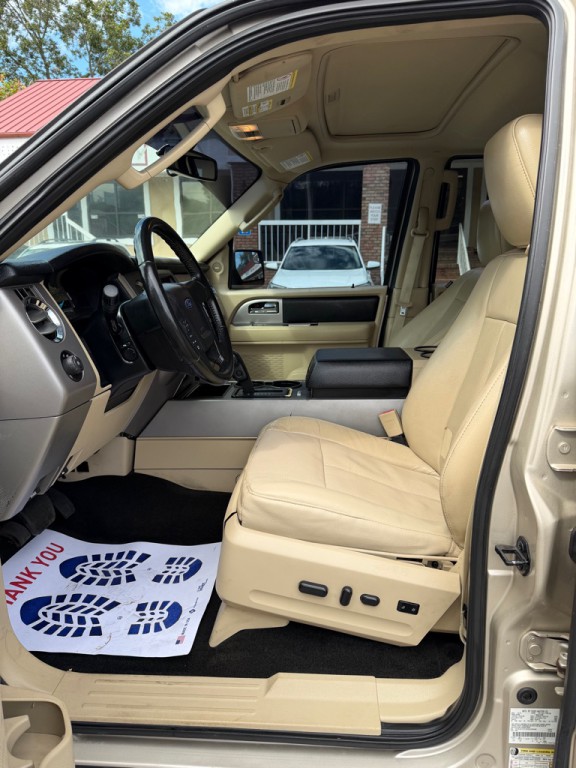 2017 Ford Expedition Image 10