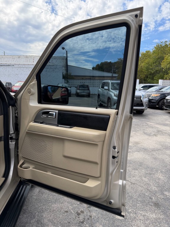 2017 Ford Expedition Image 13