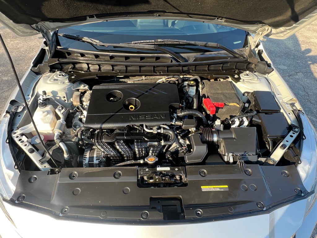 2020 Nissan Altima Image 20