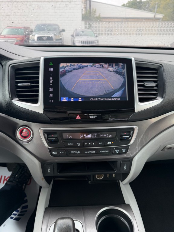 2016 Honda Pilot Image 18