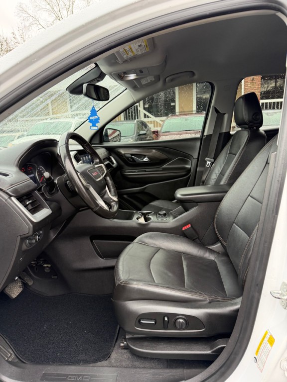 2021 GMC Terrain Image 14