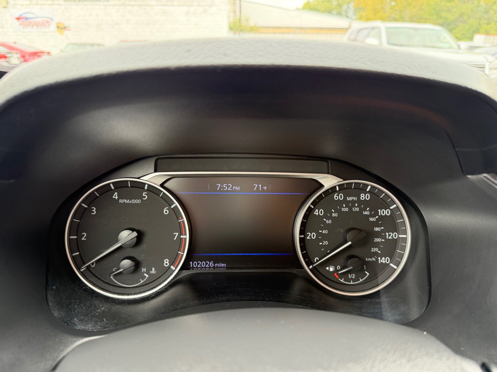 2020 Nissan Altima Image 18