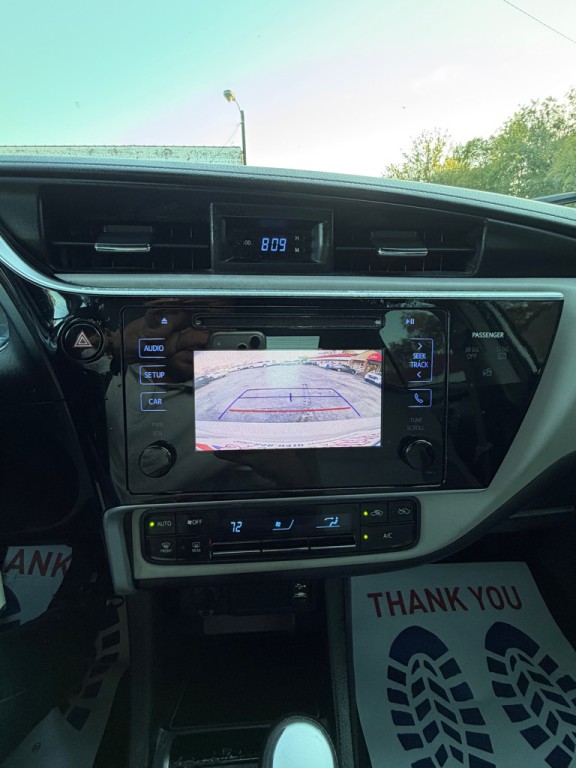 2017 Toyota Corolla Image 16